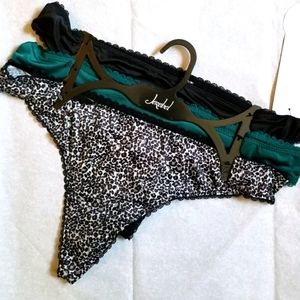 Women's Micro Lace Inset Thong set, NEW w/tags